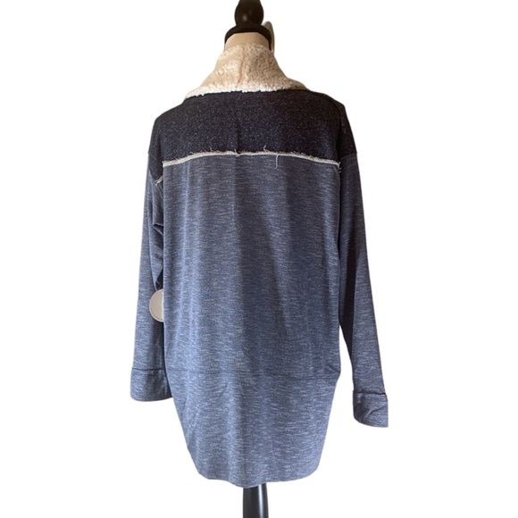 Hummingbird Long Sleeve Navy Cardigan Fuzzy Collar - Navy Blue - Patchwork - Picture 6 of 12